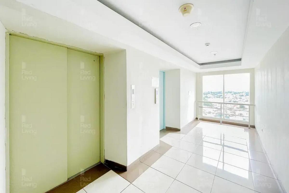 RedLiving Apartemen Green Lake View Ciputat - Pelangi Rooms 2 Tower E - Housity