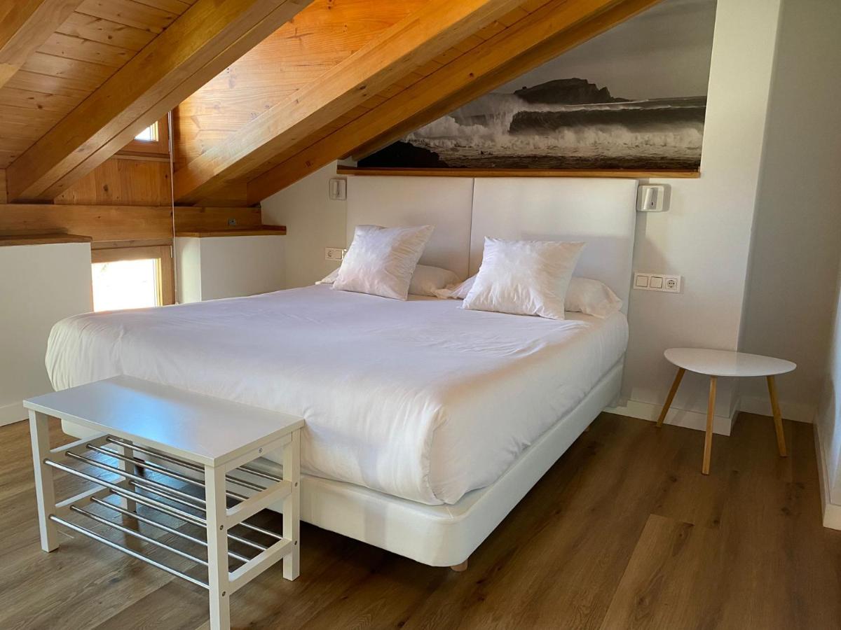 Apartamentos Mundaka Surf PLAZA - Housity