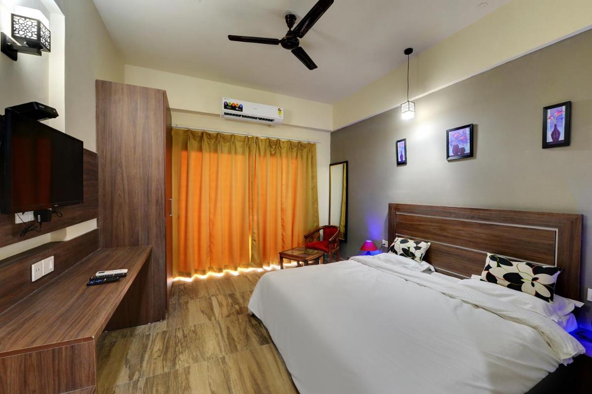 Urban Suites Greater Noida - Housity