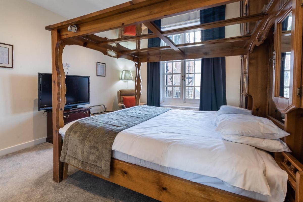 The George Hotel - Housity