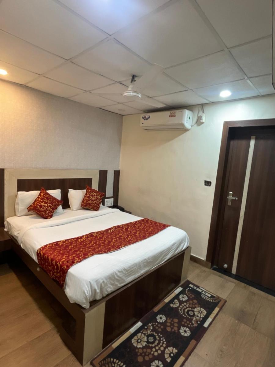 Hotel hari palace - Housity