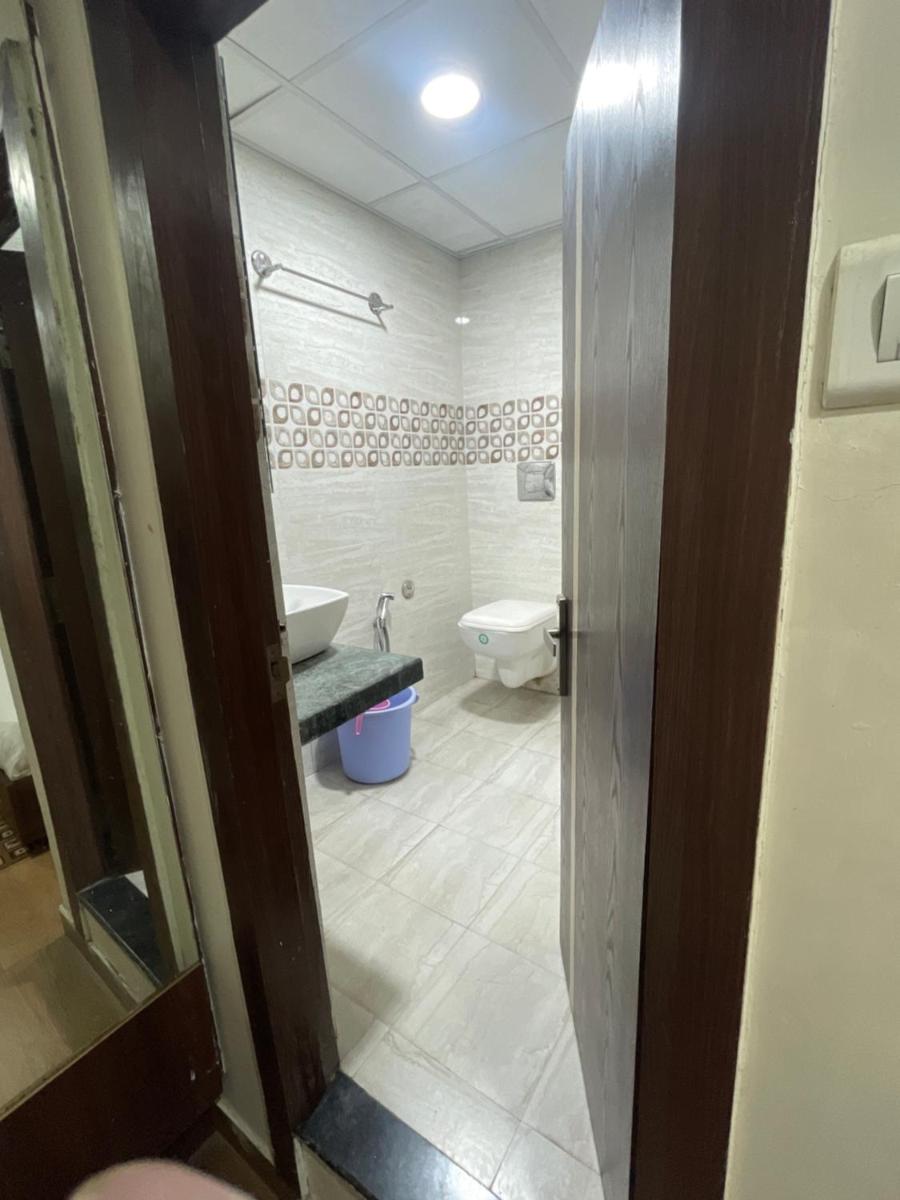 Hotel hari palace - Housity