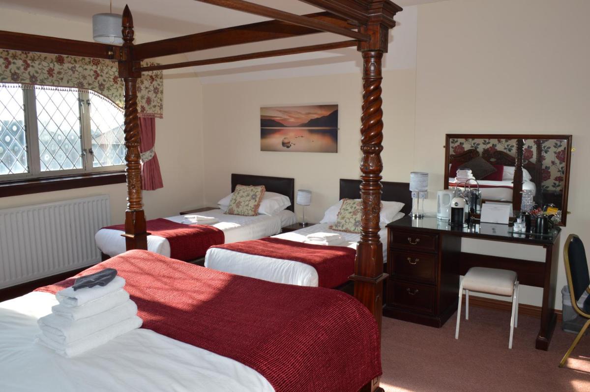 Hunters Lodge Hotel - Housity