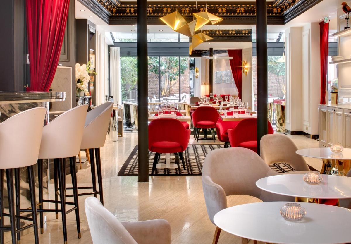 Restaurant ou autre lieu de restauration dans l'établissement Hotel Bowmann