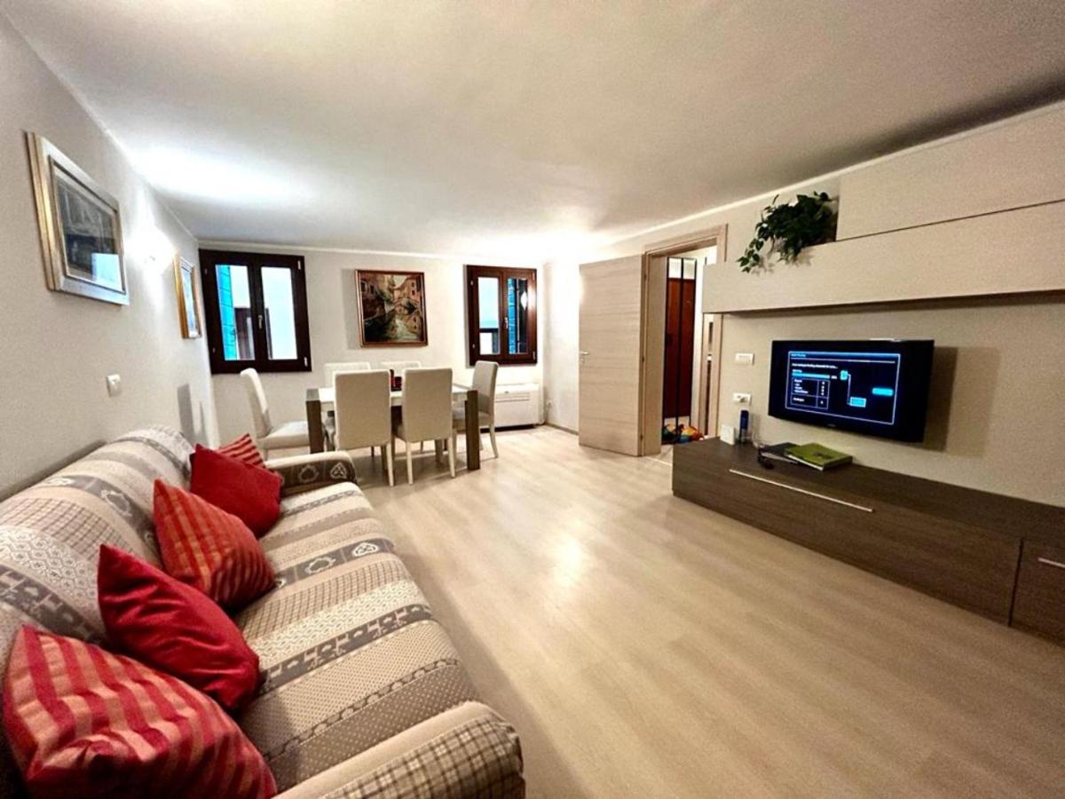 Suitetrails - Grimaldi Apartments San Marco & Castello