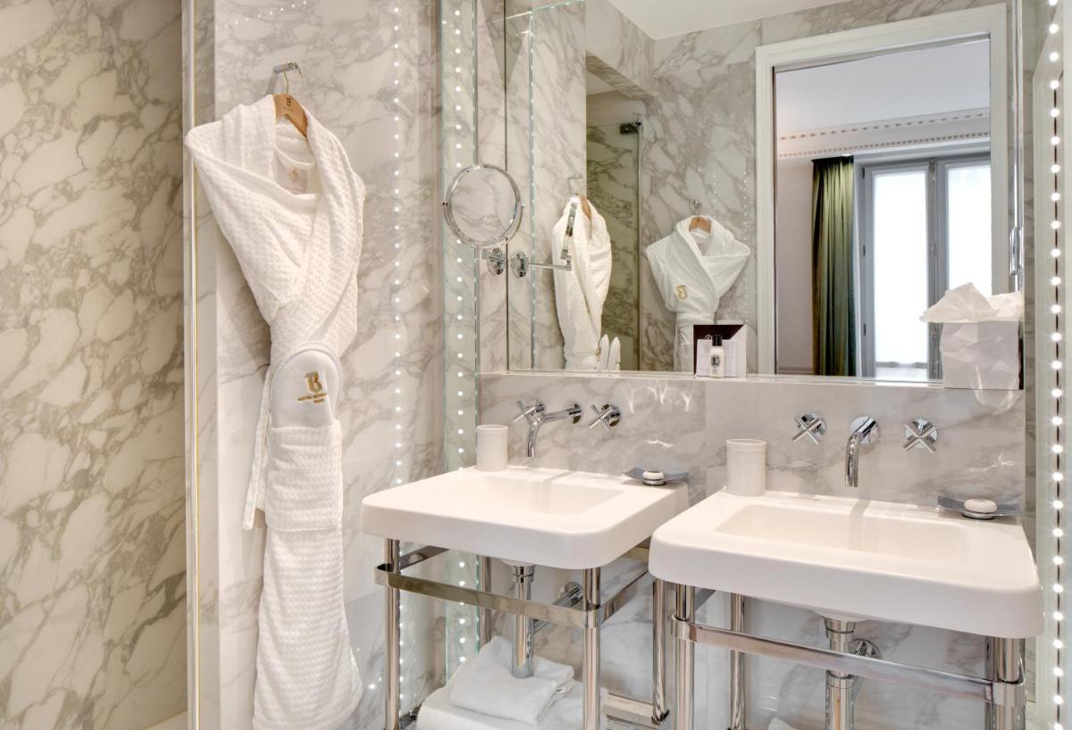 Salle de bains dans l'établissement Hotel Bowmann