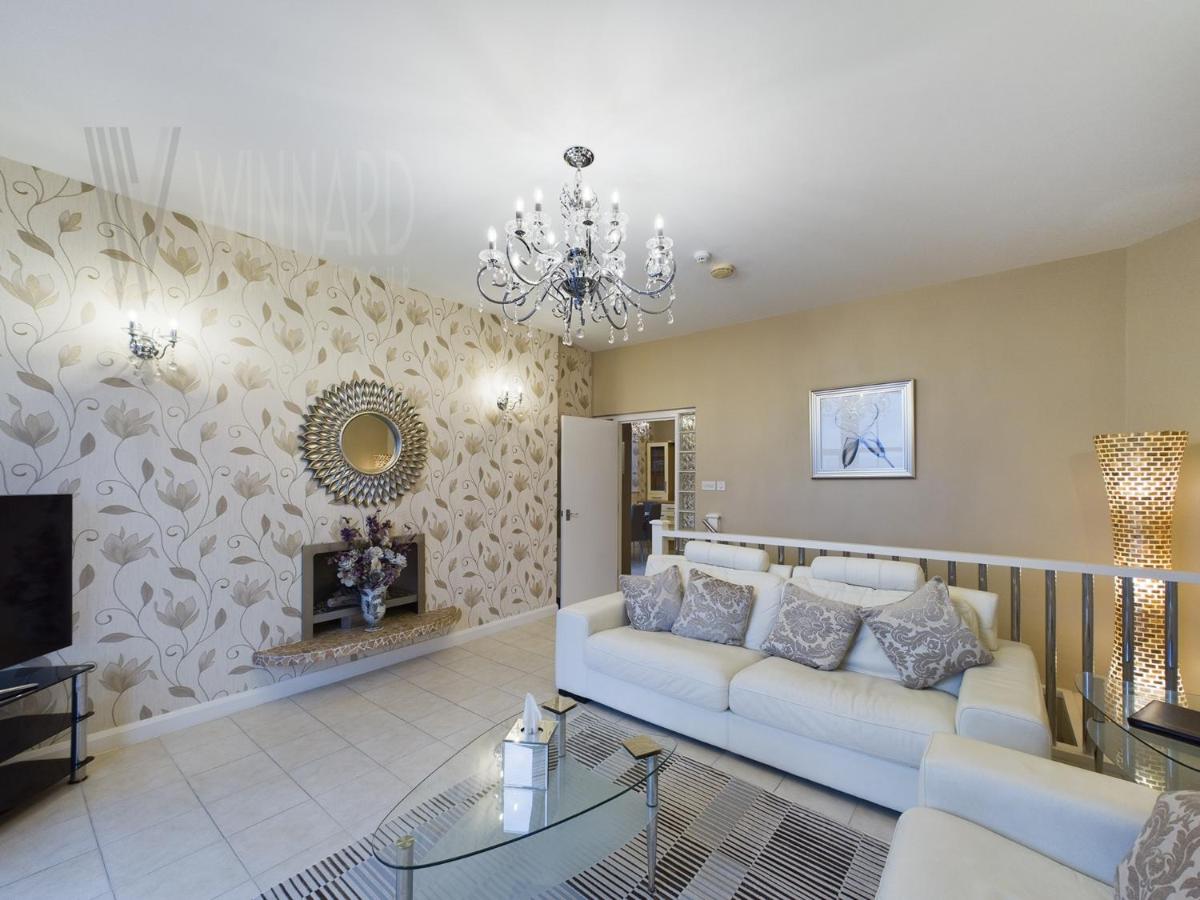 The Beach House, Luxury Apartments - Housity