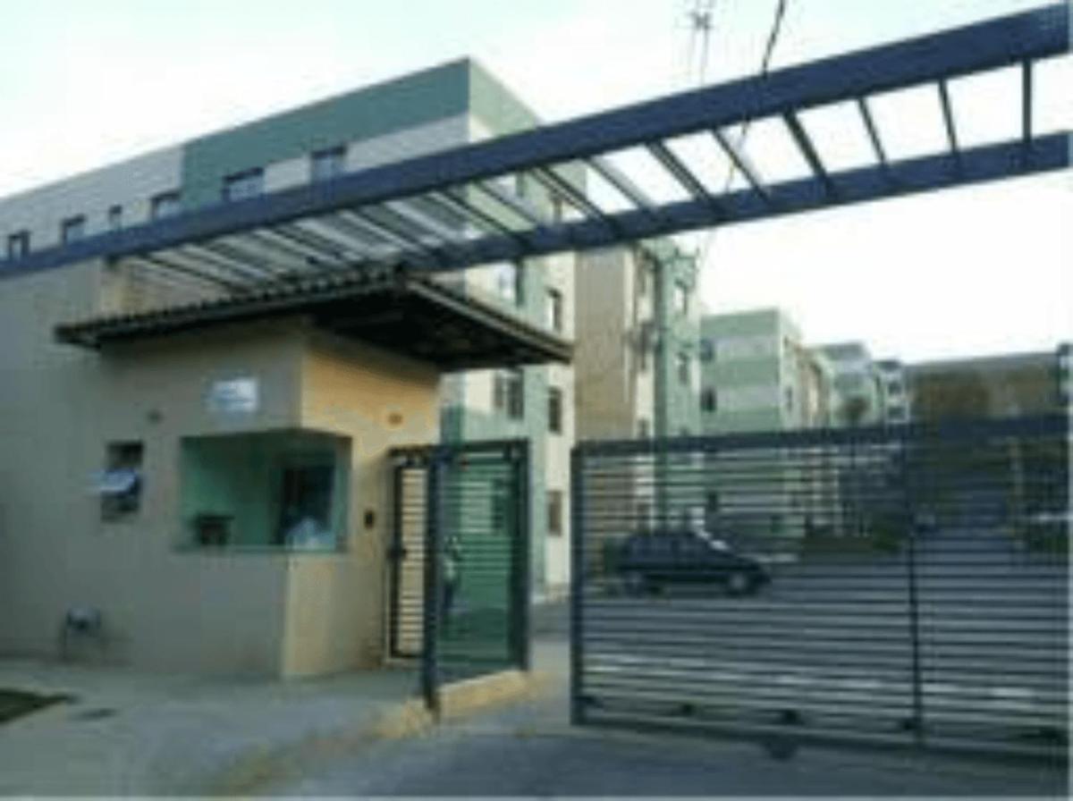 Condomínio encantador com estacionamento - Housity