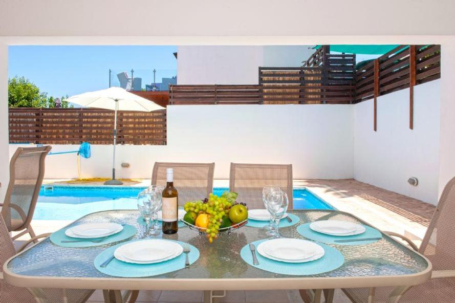 Villa Ourania - Housity
