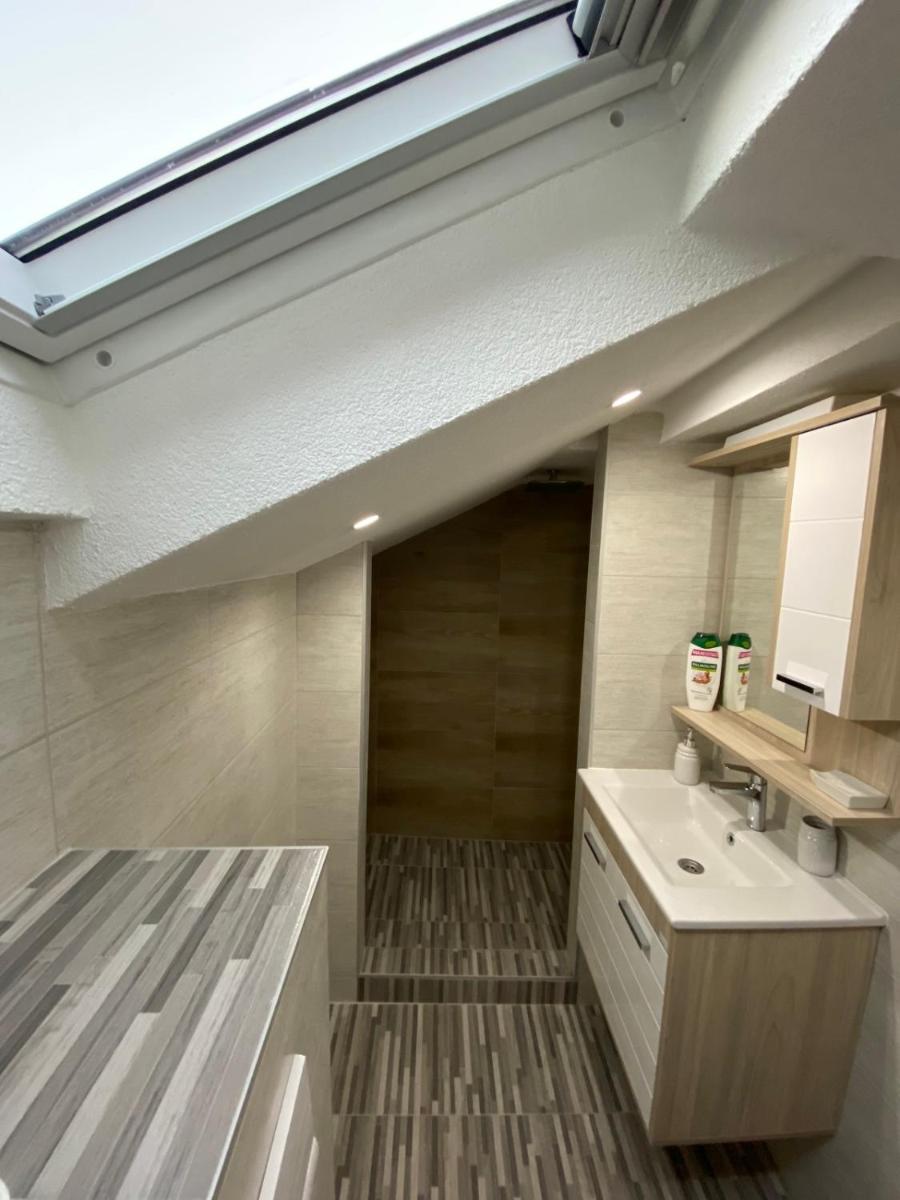 Kula Apartman 2 - Housity