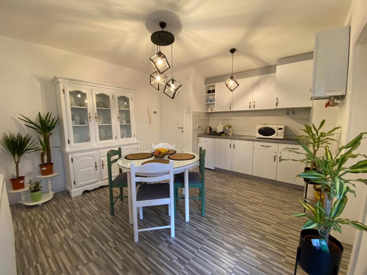 Kula Apartman 2 - Housity