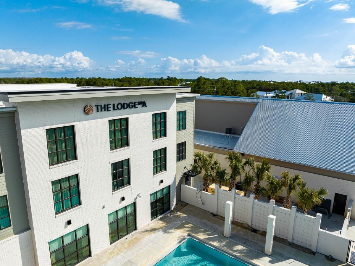 The Lodge 30A - Housity
