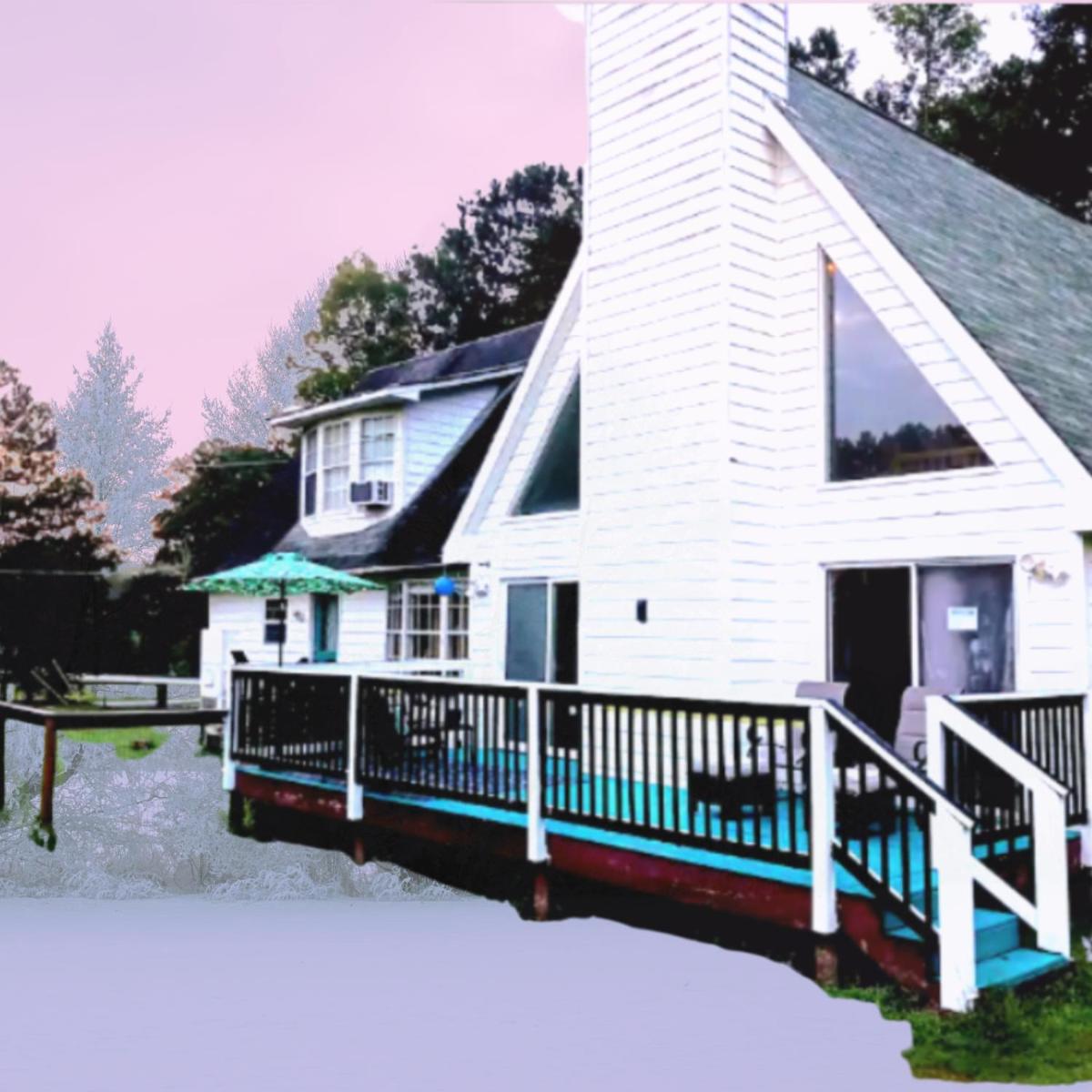 Zen Country, Make memories in Secluded getaway w/lots of Extras - Housity