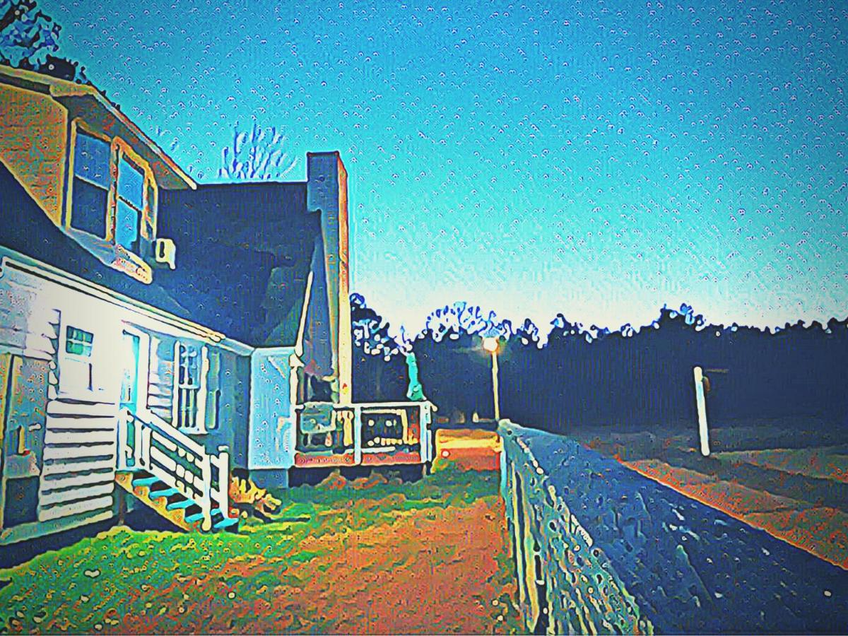Zen Country, Make memories in Secluded getaway w/lots of Extras - Housity