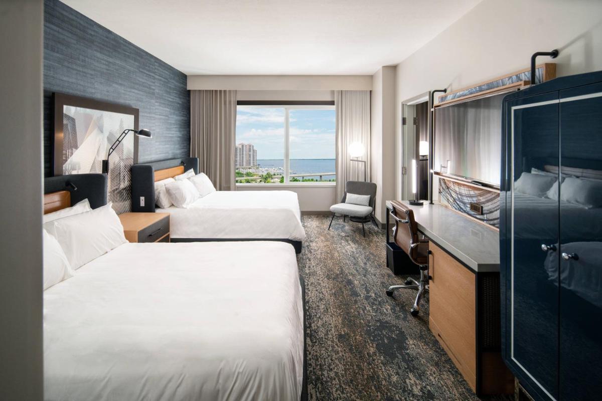 Luminary Hotel & Co., Autograph Collection - Housity