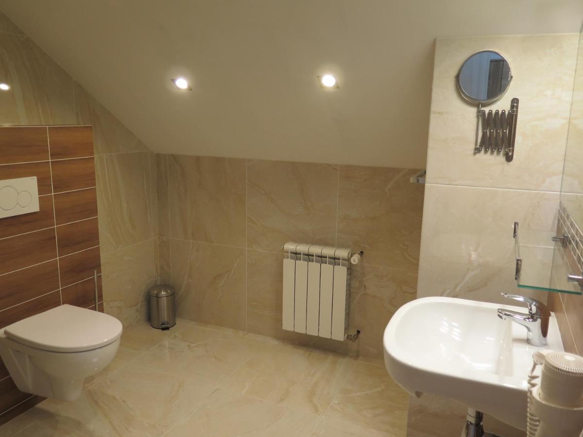 Penzion Fryštátská Chalupa - Housity