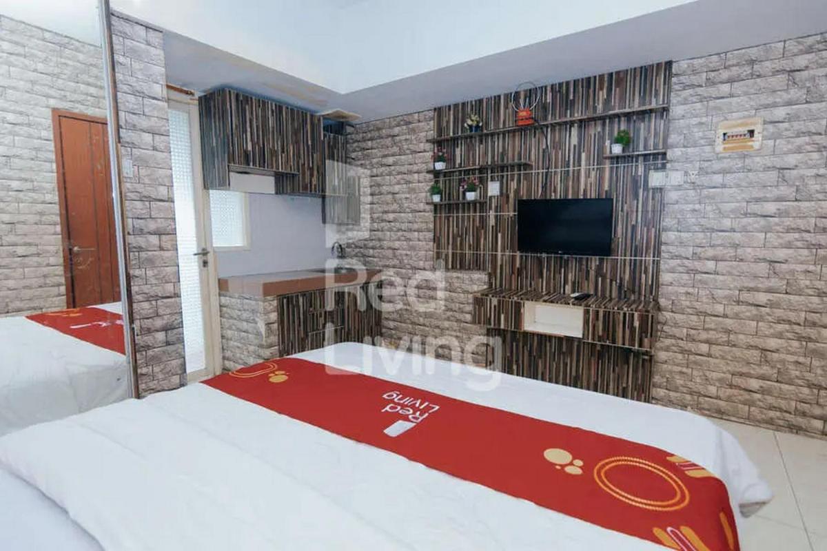 RedLiving Apartemen Green Lake View Ciputat - Pelangi Rooms 3 Tower E - Hizvo