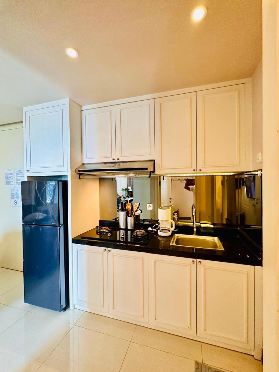 Luxury 2 Bed Room Anderson Apartment Pakuwon Mall - Housity