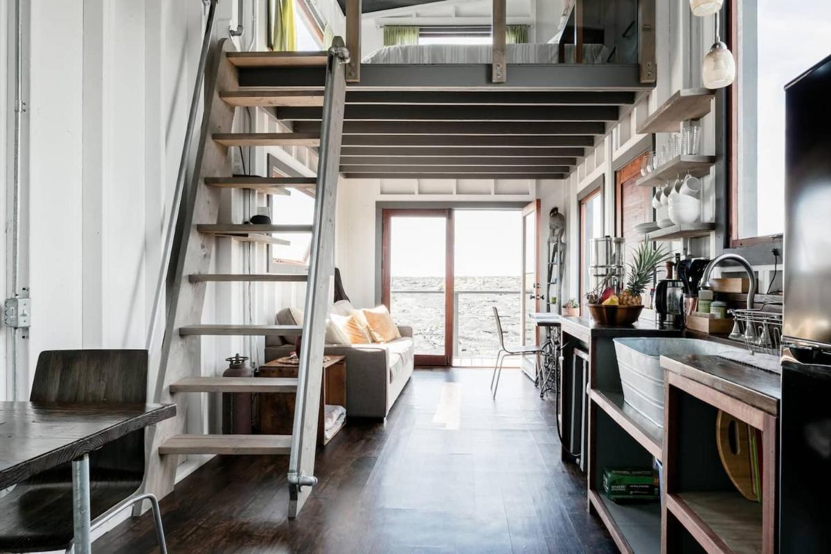 THE PHOENIX HOUSE - EPIC Tiny Home Gem on Volcanic Lava Field! - Housity