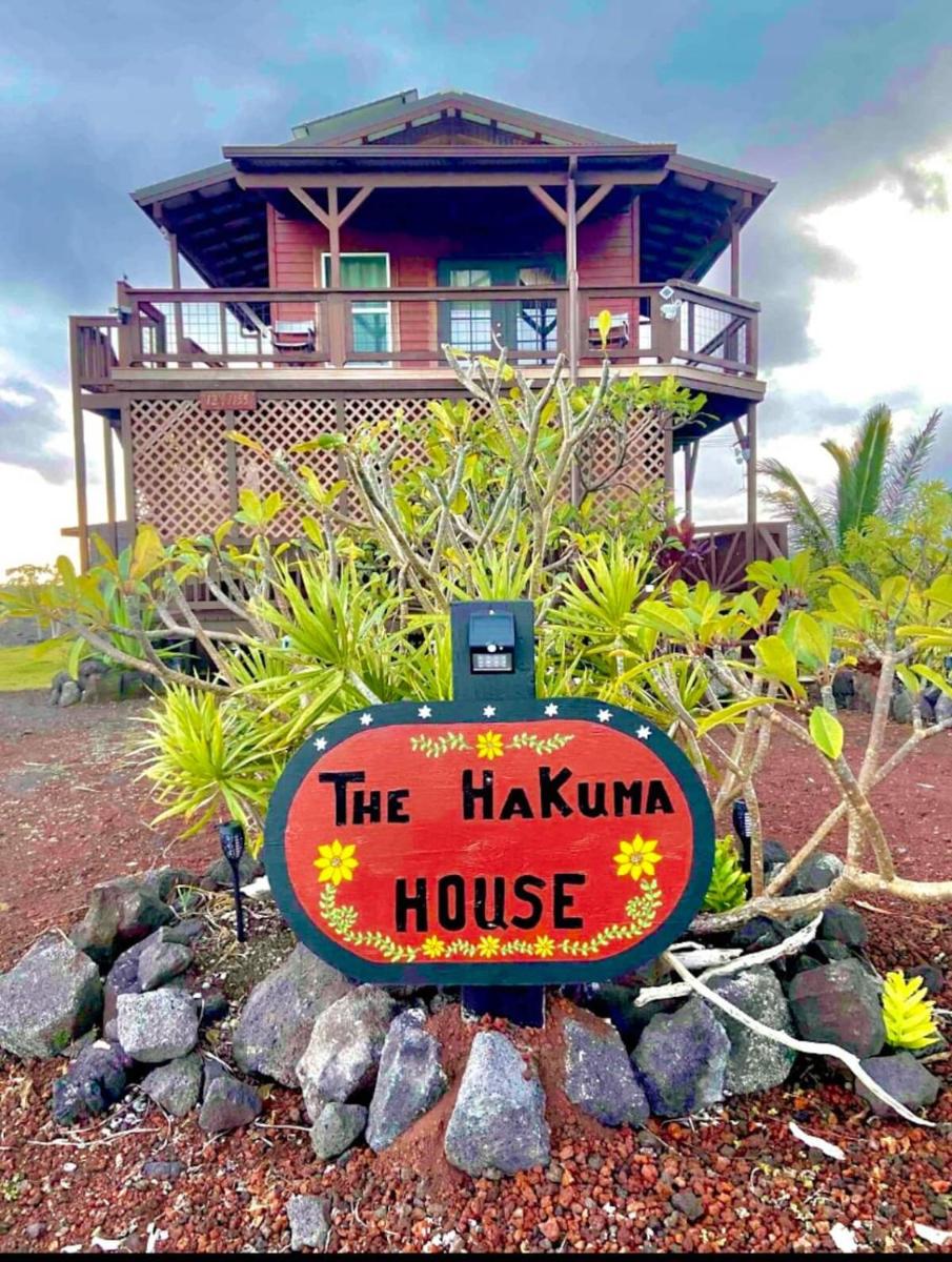 COZY OFF GRID LAVA HOME - 2 Stories, Ocean View - Housity