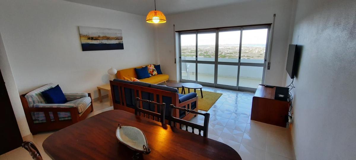 Pro Touristic Sky and Sea Baleal - Housity