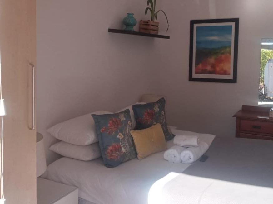 Sweet Waters Cottage - Housity