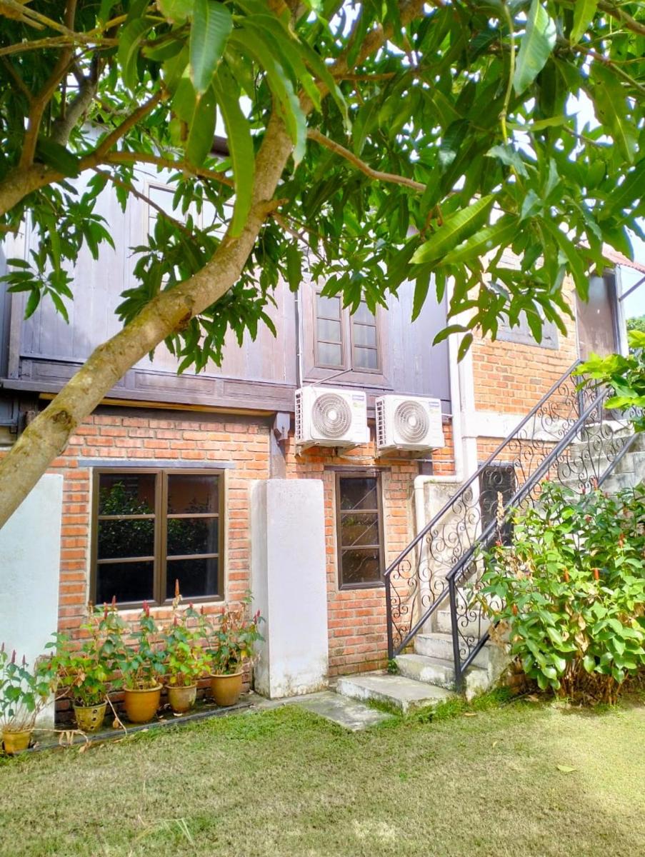 Rose Guest House - Housity