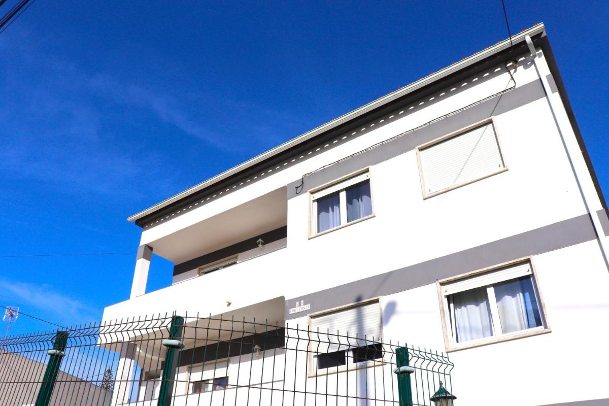 BeloHorizonte Apt 3bedrooms - few minutes Ericeira - Housity