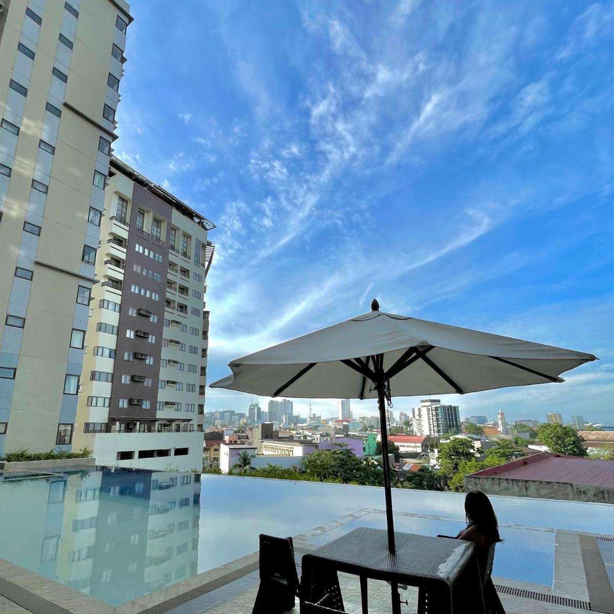 The Persimmon Studios Near Ayala and SM City Cebu - Housity