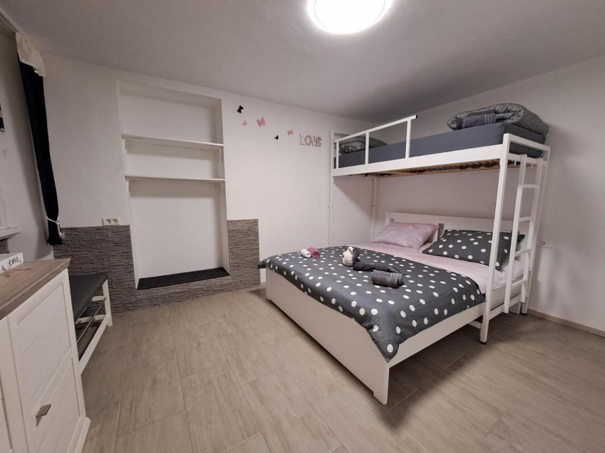 Freedom house - Housity