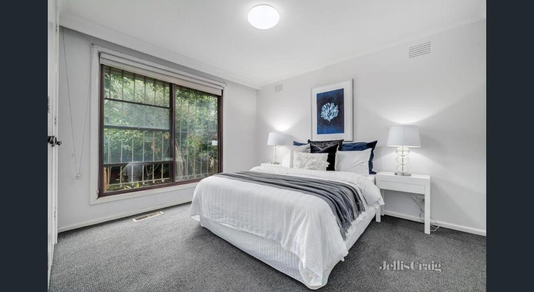 StayCentral - Kew Cottage with Study - Housity