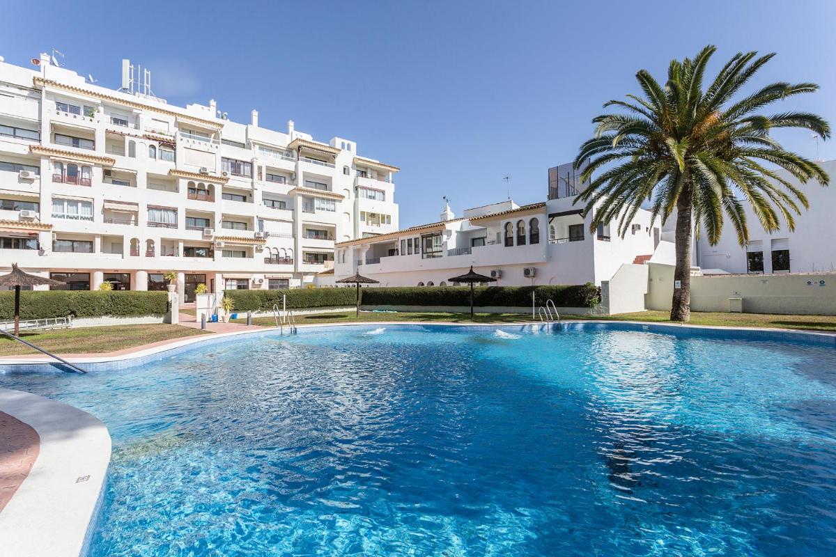 Vistahermosa Piscinas vista Bahía - Housity