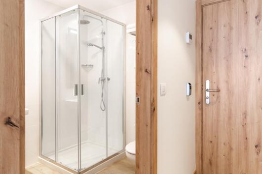 Suitetrails - Adeko Hotel