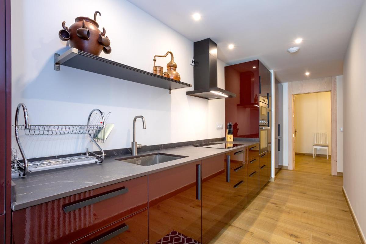Apartamentos Los Edules - Housity
