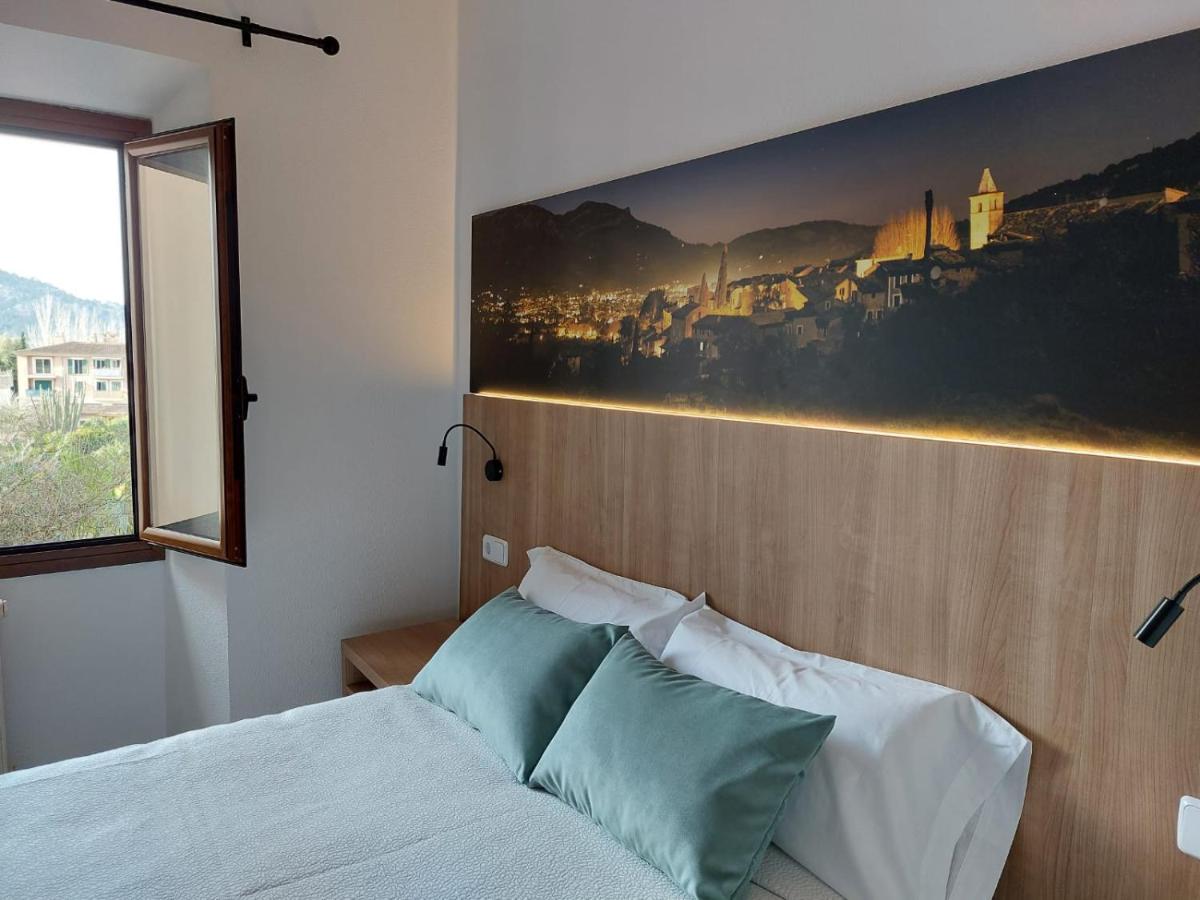 Hostal Nadal - Housity