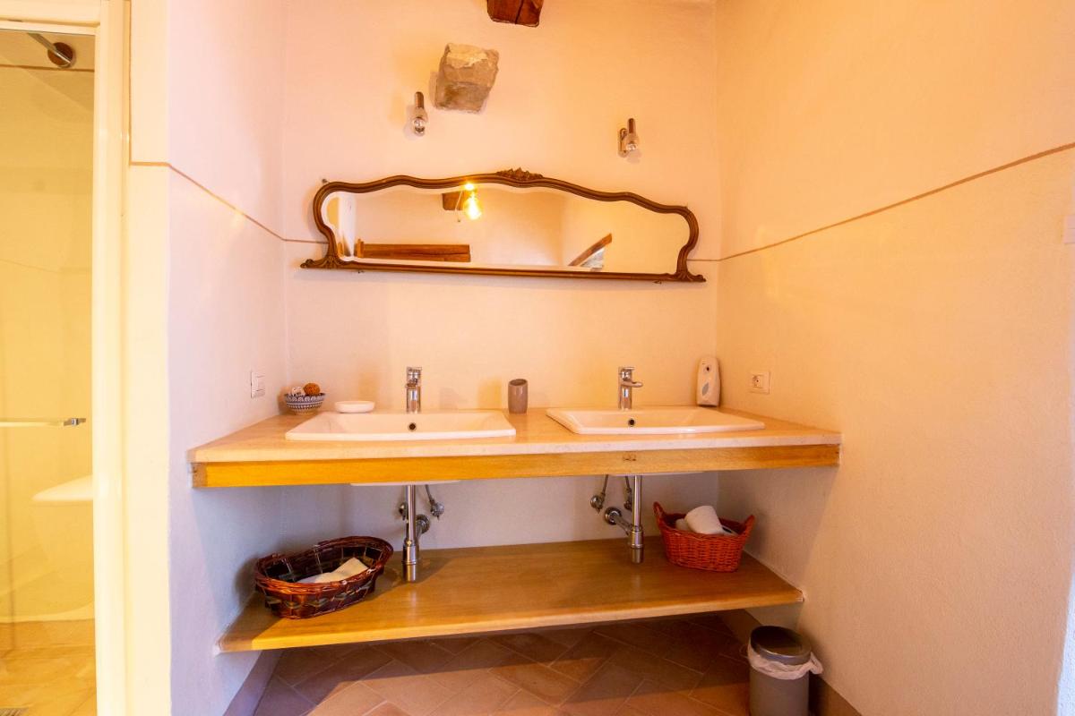 Il Borgo Divino - Torre del Colle, Bevagna - Housity