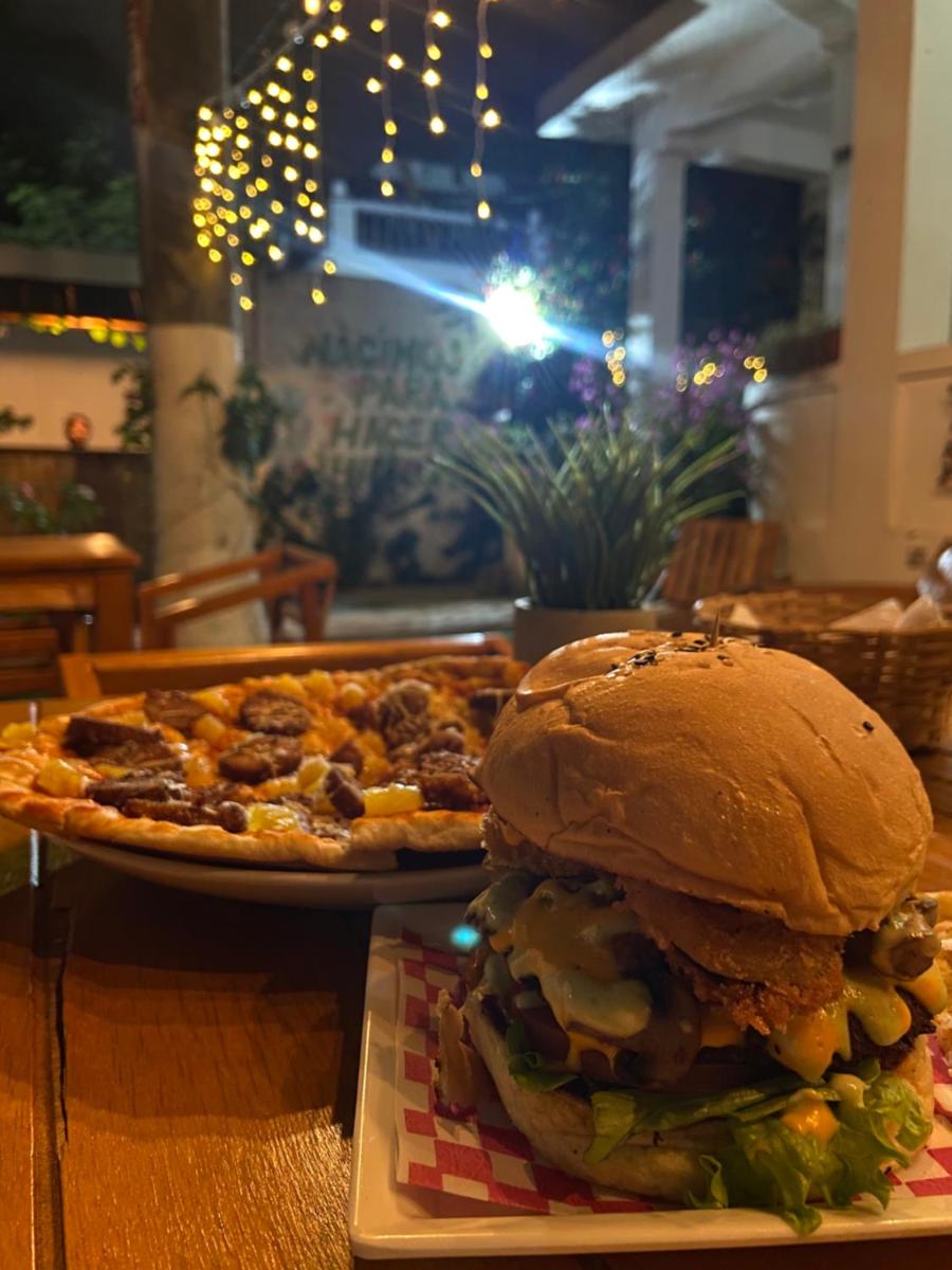 Suitetrails - VEGAN GARDEN HOSTAL Y RESTAURANTE