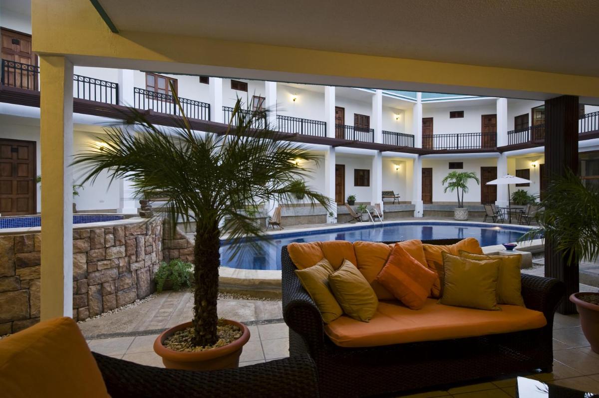 Hotel Mozonte - Hizvo