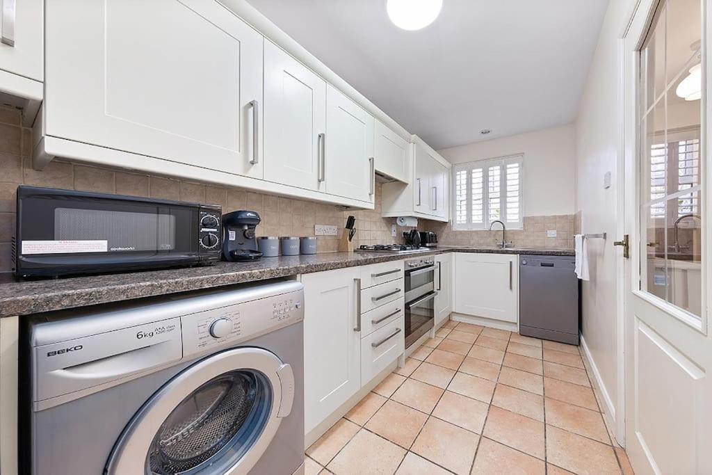 Flourish Apartments - Footbury House - Orpington - Housity