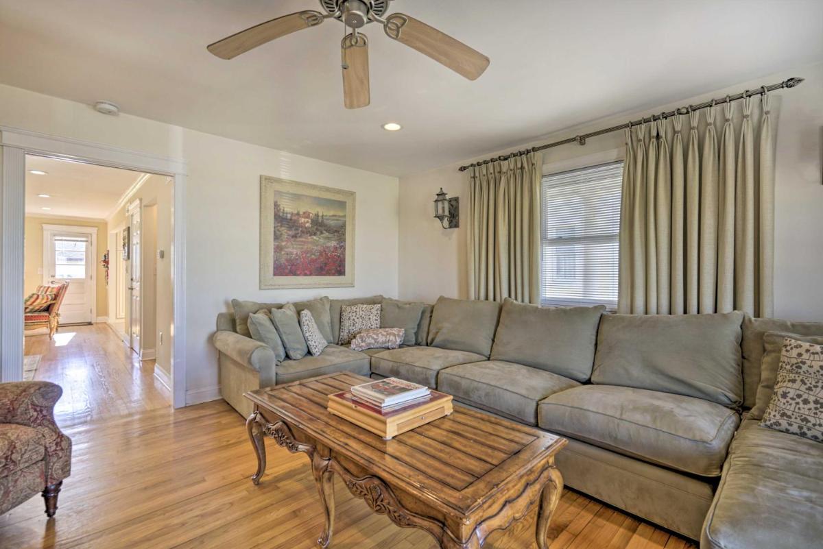 Jersey Shore Getaway with Grill Walk to Beach! - Housity