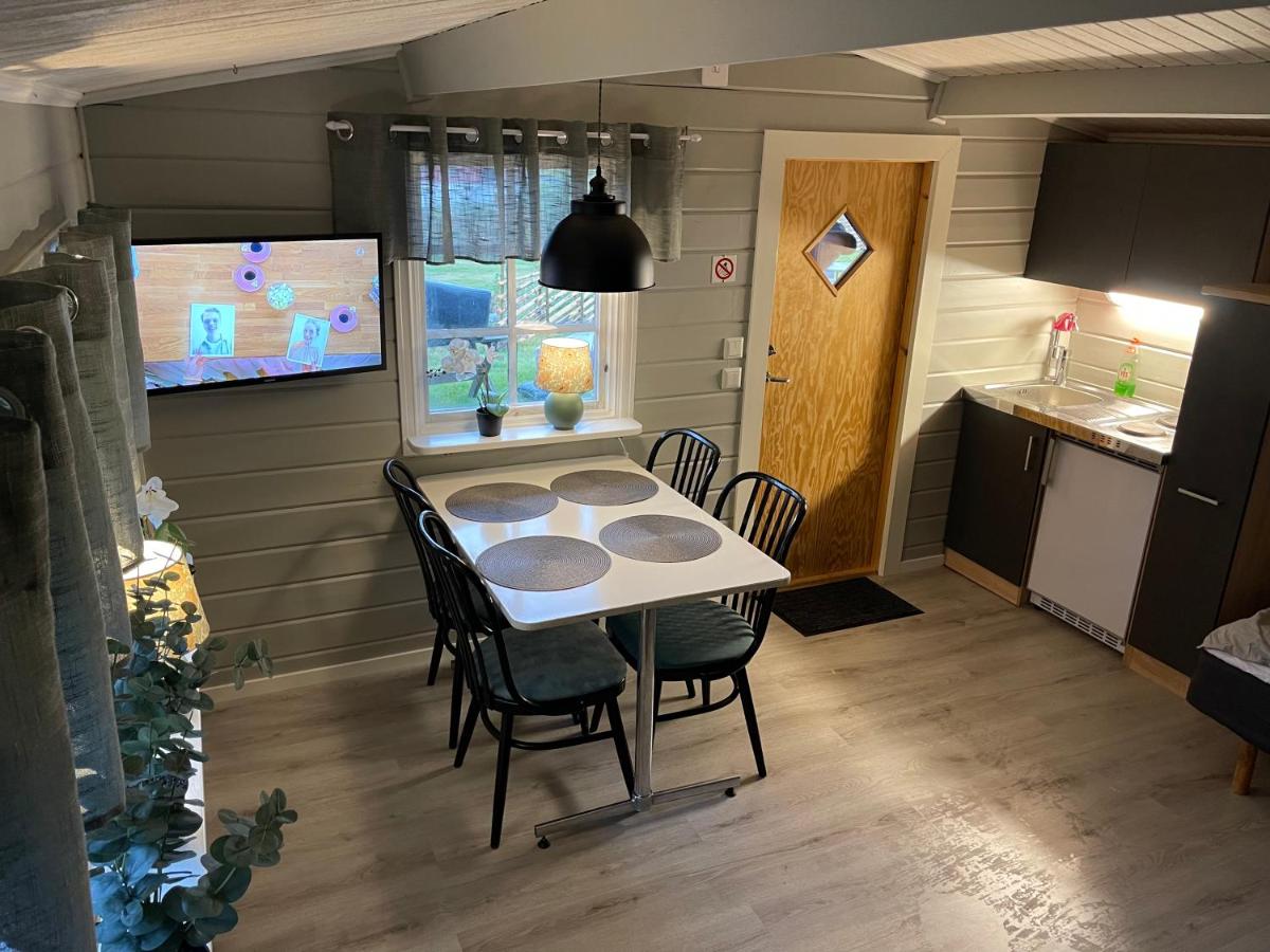 Kvarnsjöns Naturcamping Stuga 3 - Housity