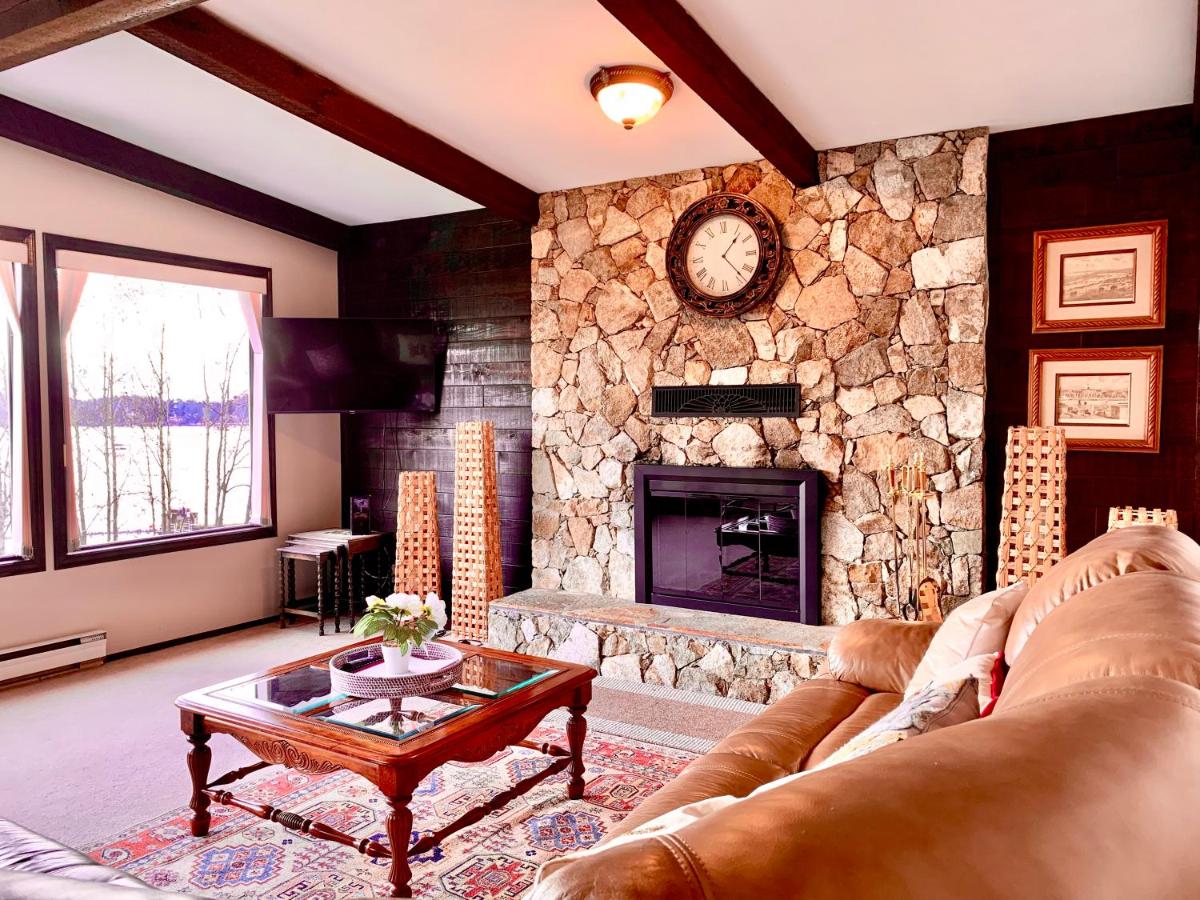 Ocean view 5 bedrooms and karaoke & movie room - Housity