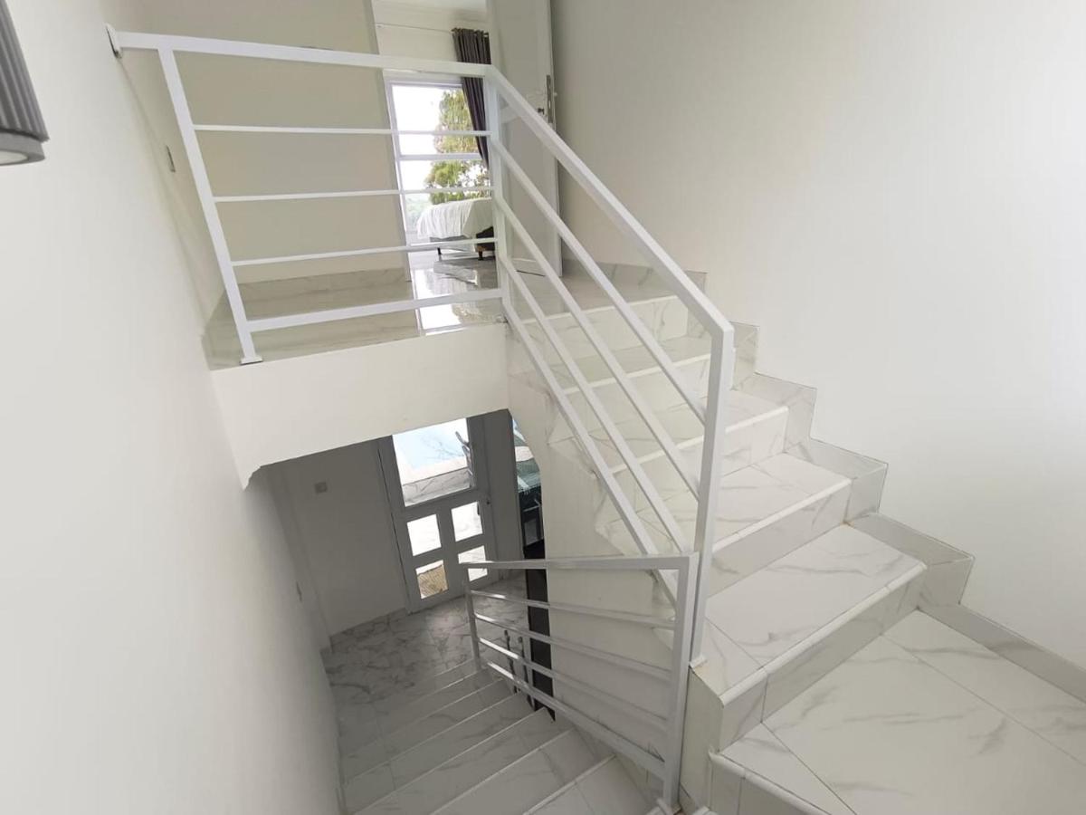 Villa kota bunga - Housity