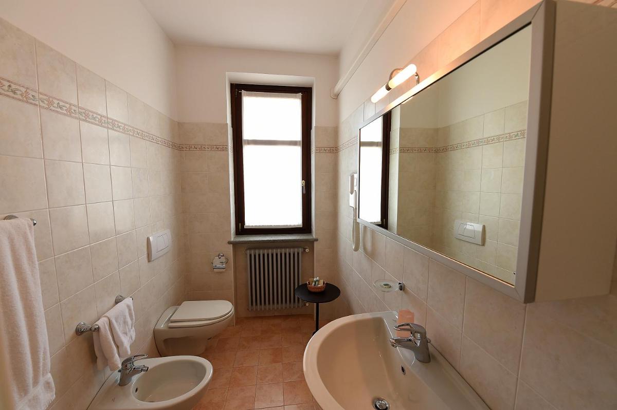 Hotel Villa Lauri - Housity