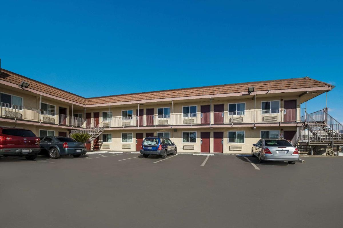 Rodeway Inn San Bernardino & Redlands - Housity