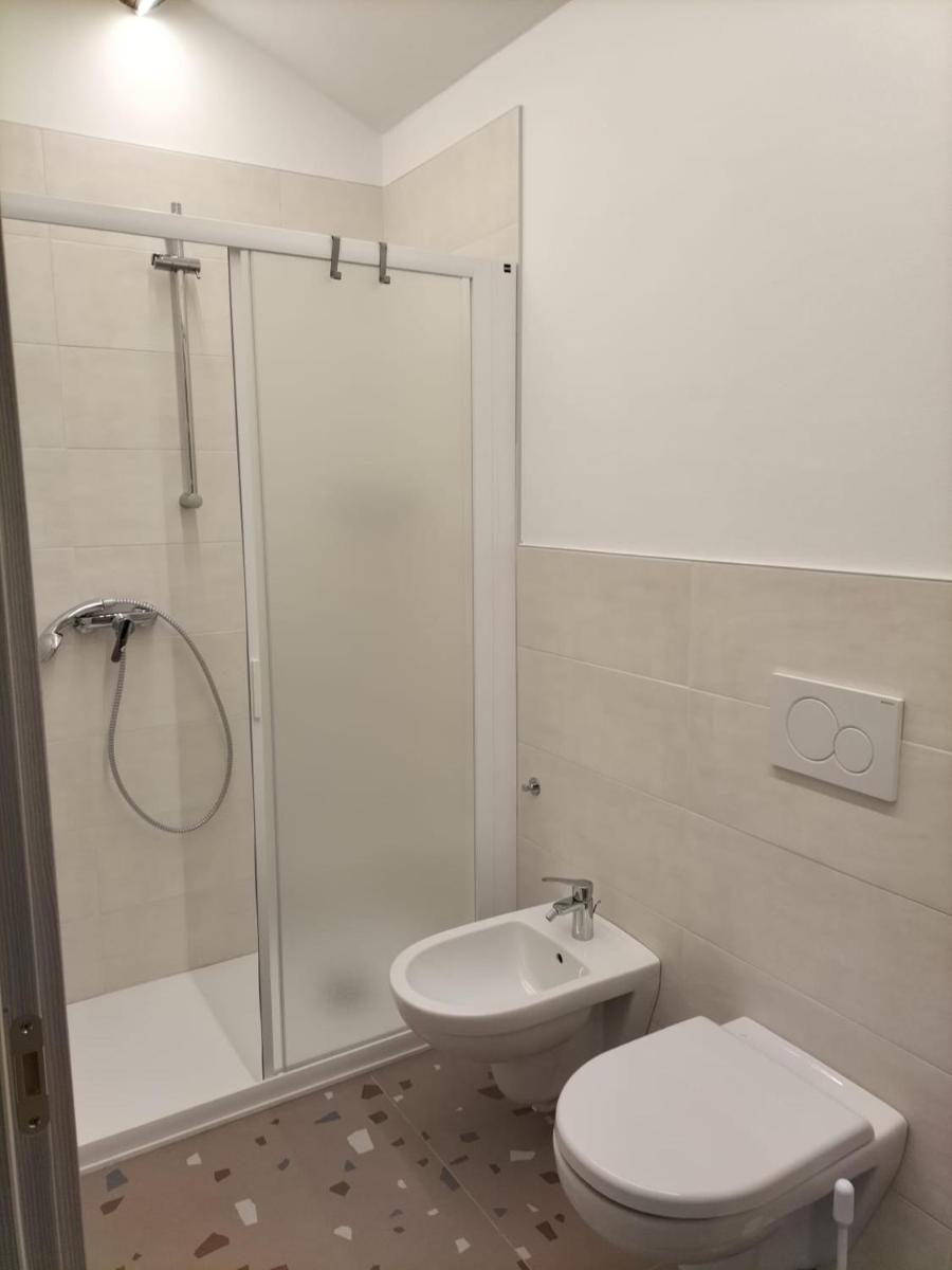 Bevi e Dormi - Housity