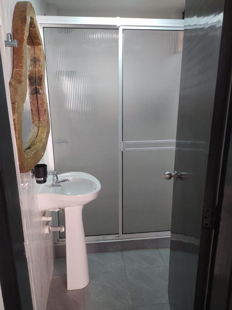 Hermoso apto a una cuadra de la playa rodadero - Housity