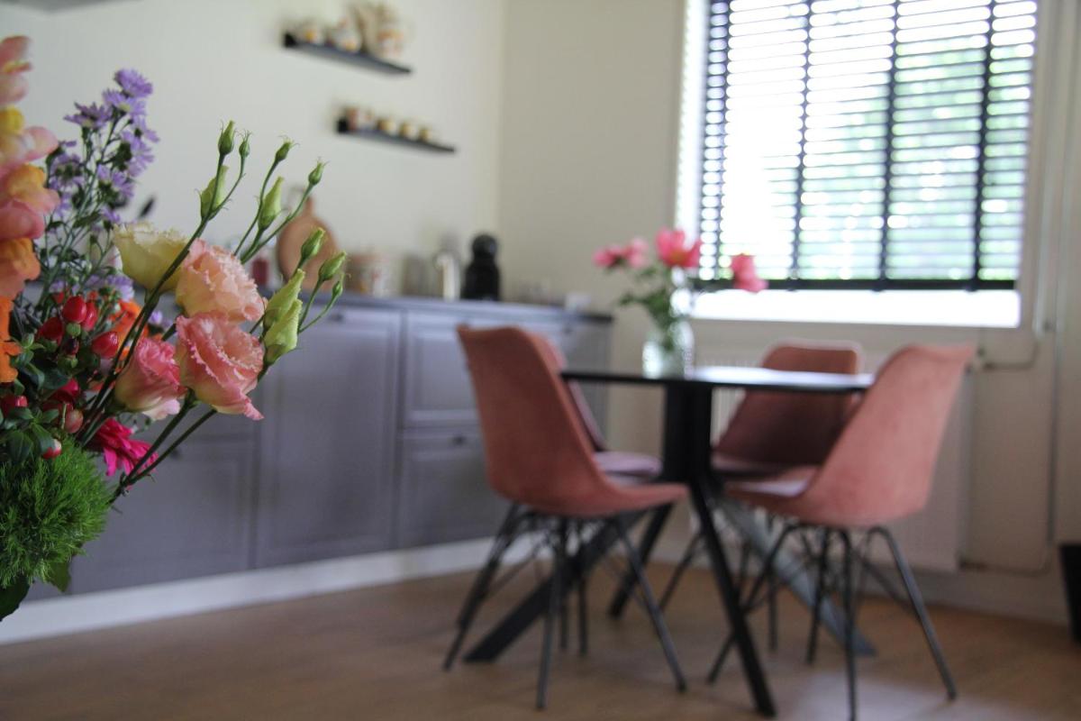 Bed & Breakfast Bij de Wilg - Housity
