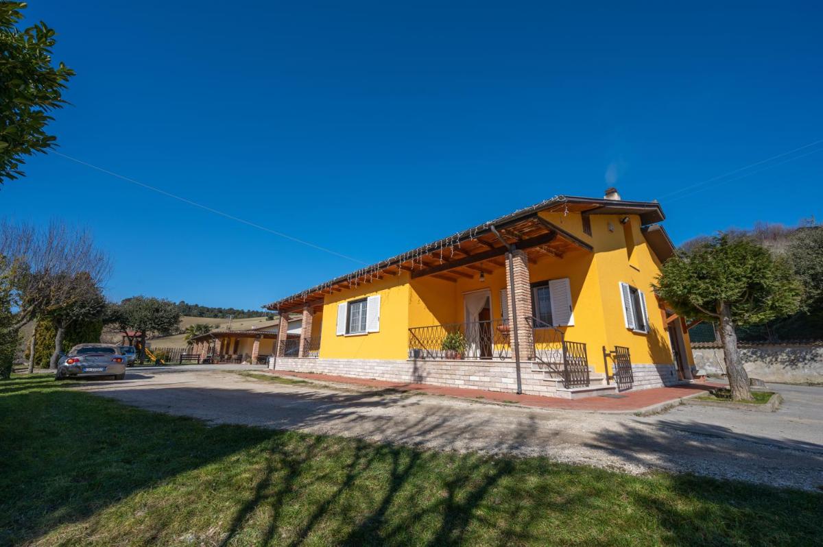 Agriturismo Caperroni - Housity
