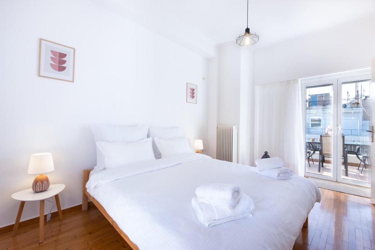 Loft Apt with Acropolis View - Housity